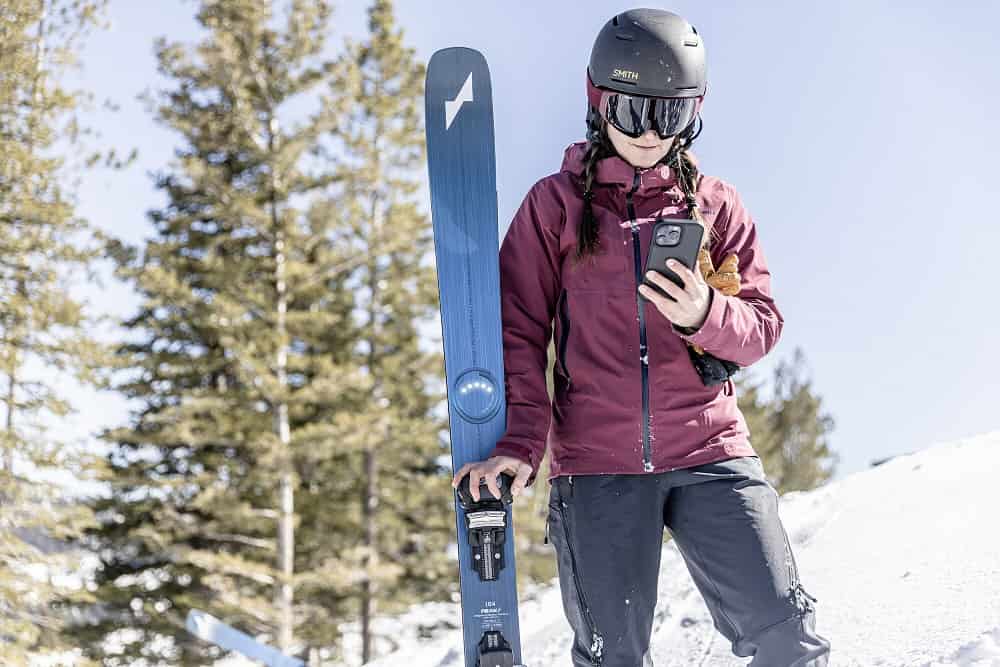 PEAK Lôc8 allows skiers use their mobile devices to track and locate their Peak skis