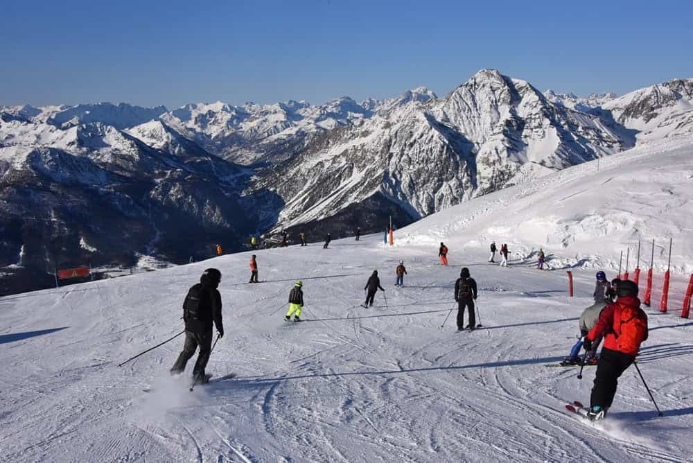 Italian-French Ski Resort Vialattea now open