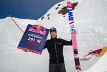 Ryoyu Kobayashi celebrates his world record
