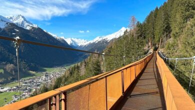 Suspension bridge in the Stubai Valley promises adventure