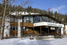 Jasper Canada welcomes skiers after fire