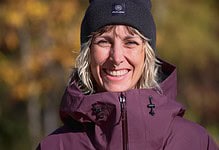 Flylow sponsors Freeride World Tour Snowboard Champion Erin Sauvé