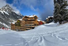 The rise of SNOWMADS – Holiday provider reports spike in people hitting the slopes alone in 2025