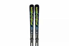 Fischers RC4 WORLD CUP SC 173cm cross-country skis for winter sports and snow adventure enthusiasts.